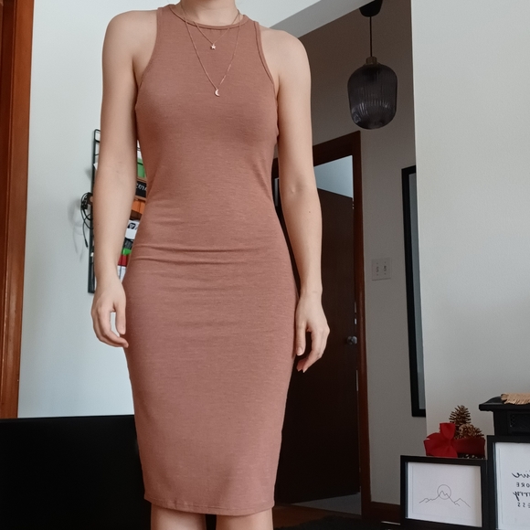 🌱Host Pick🌱 Nude Bodycon Midi Dress, Forever 21 - Picture 2 of 14